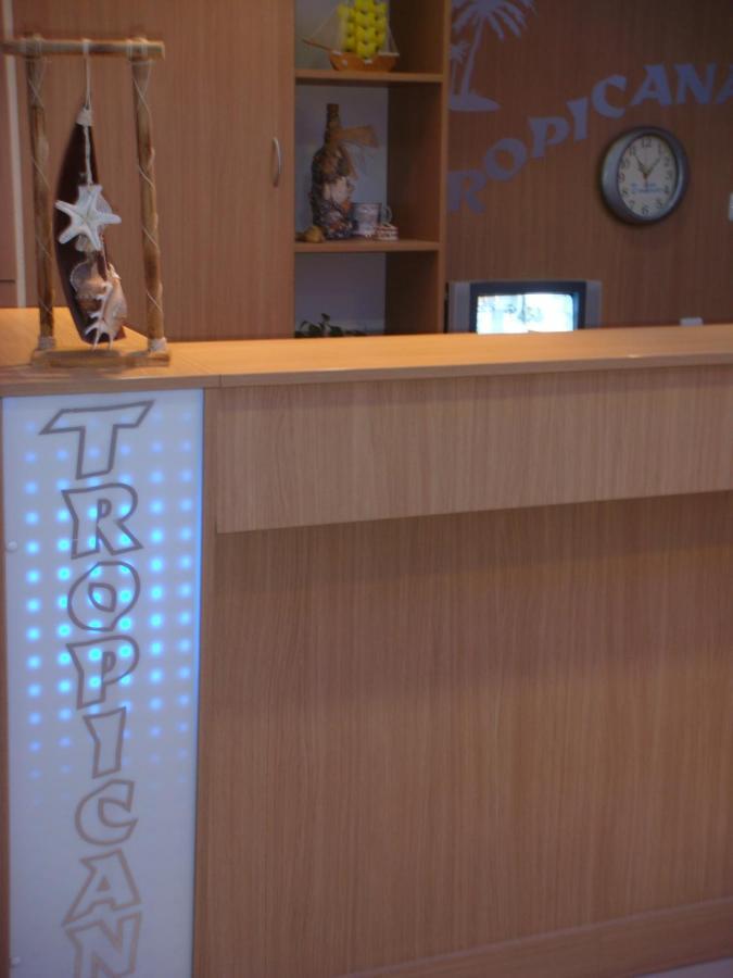 Тропикана Hotel Primorsko Exterior foto